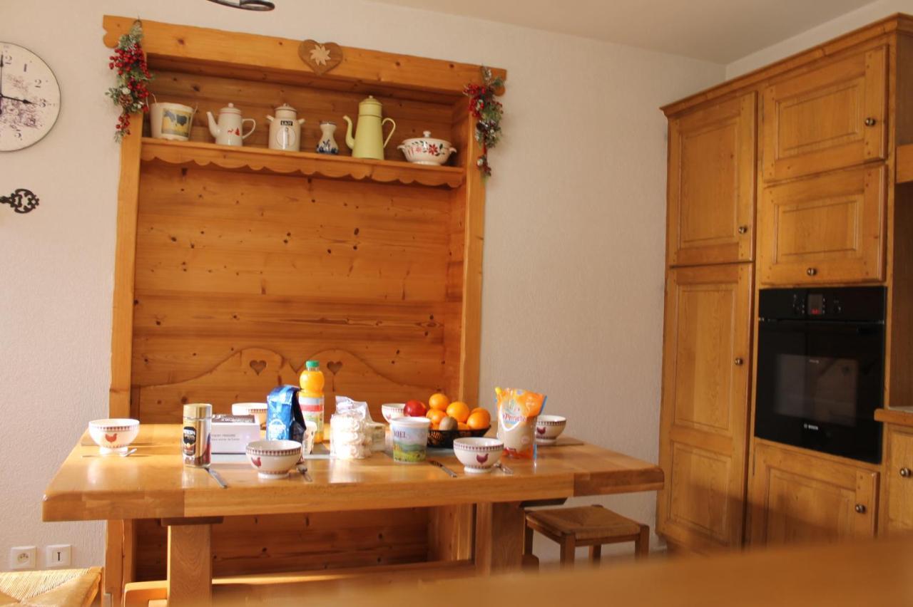 La Ferme De Sous-Lachat Samoëns Exterior foto